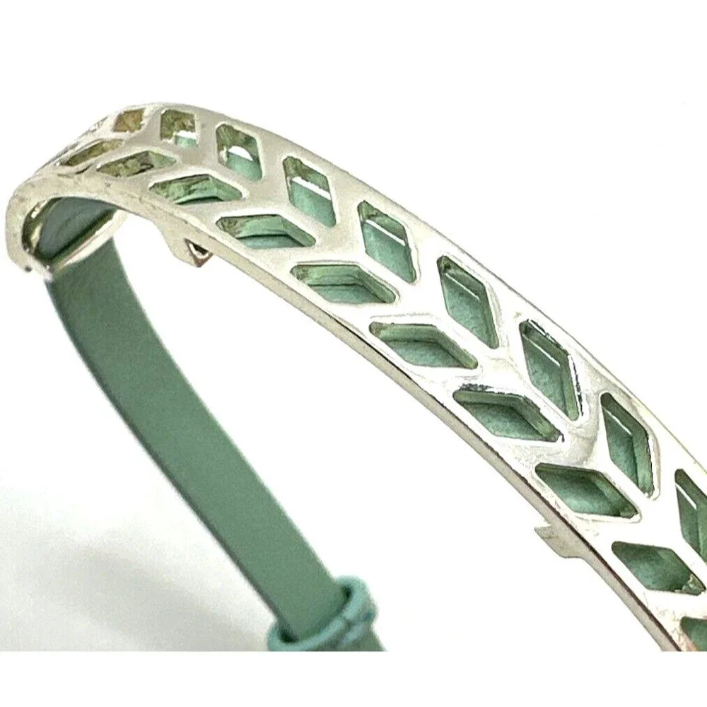 STELLA & DOT Blue Leather Wrap Bracelet Inspirational BELIEVE Statement 8